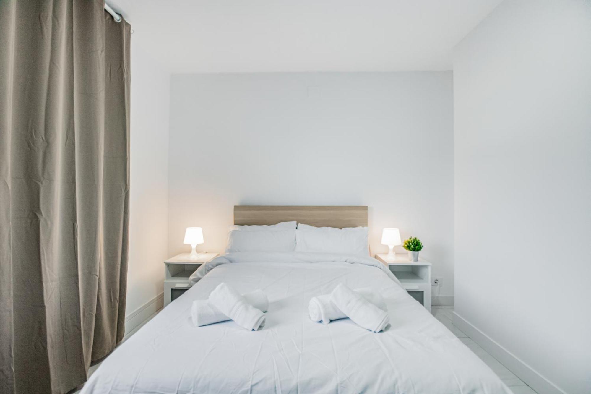Las Palmas Comfort Rooms エクステリア 写真